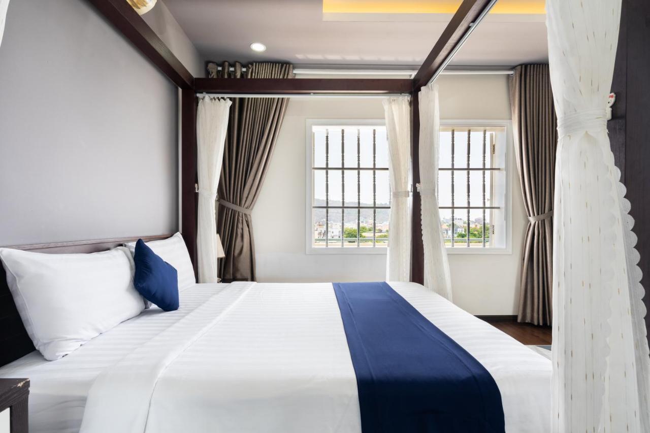 Joi Hotel Вунгтау Экстерьер фото